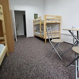 Albergue Coco, Varsóvia