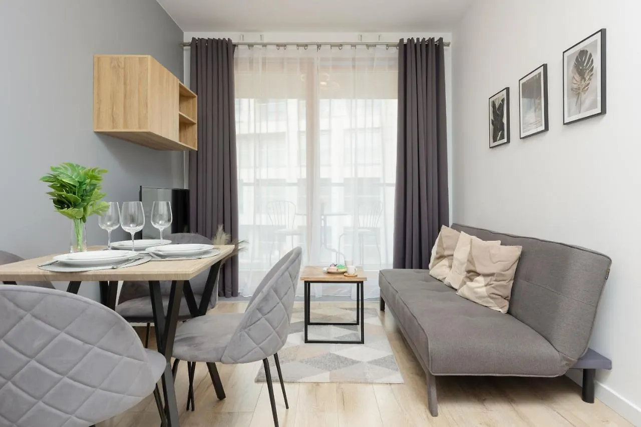 Cozy Apartments With Parking In The 19Th District By Noclegi Renters Varšava 0*,  Polsko