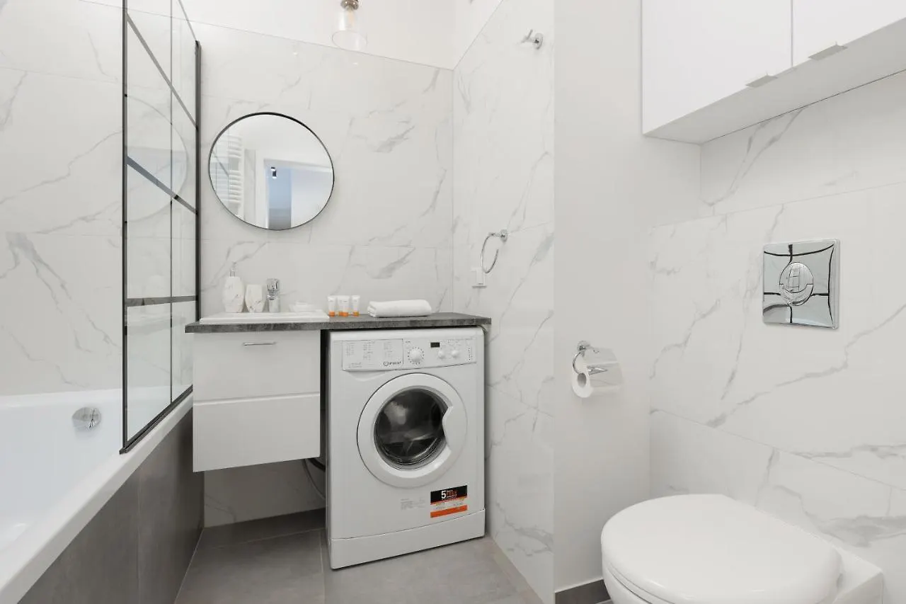Cozy Apartments With Parking In The 19Th District By Noclegi Renters Varšava