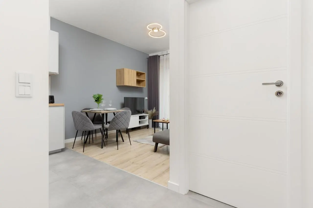 Cozy Apartments With Parking In The 19Th District By Noclegi Renters Varšava